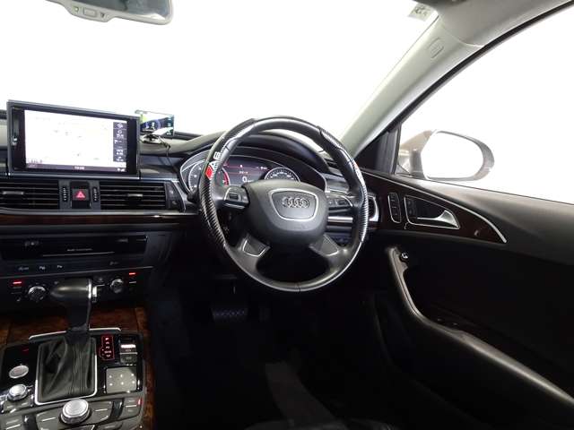 アウディ Ａ６ ２．８ ＦＳＩ クワトロ ４ＷＤ H25年 (関東) 99