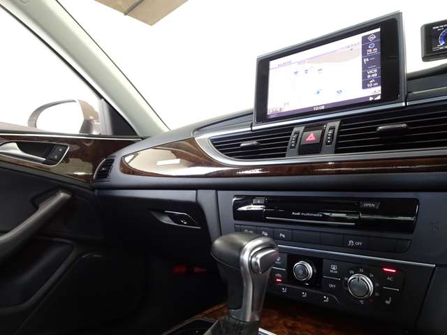 アウディ Ａ６ ２．８ ＦＳＩ クワトロ ４ＷＤ H25年 (関東) 99