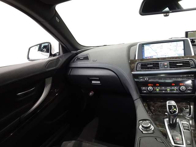 ＢＭＷ ６シリーズ ６５０Ｉ Ｍスポーツパッケージ H23年 (関東) 99