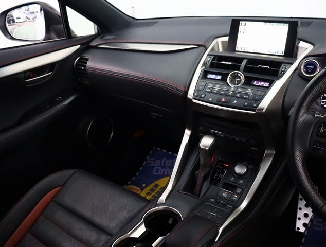 レクサス ＮＸ３００ｈ Ｆスポーツ H28年 () 99