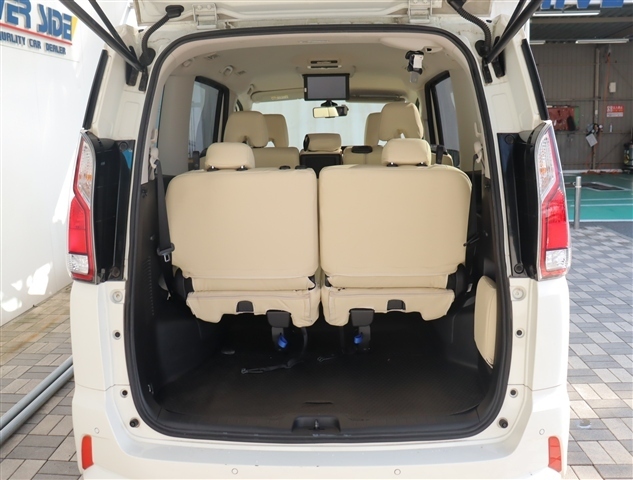 日産 セレナ ２．０ ハイウェイスター Ｖセレクション H29年 () 99