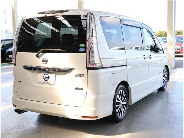 日産 セレナ ２．０ ハイウェイスター Ｓ－ＨＹＢＲＩＤ H26年 () 99