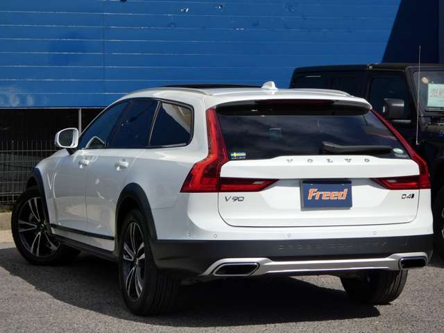 ボルボ Ｖ９０クロスカントリー Ｄ４ ＡＷＤ ノルディック エディション ディーゼルターボ ４ＷＤ R1年 (東海) 99