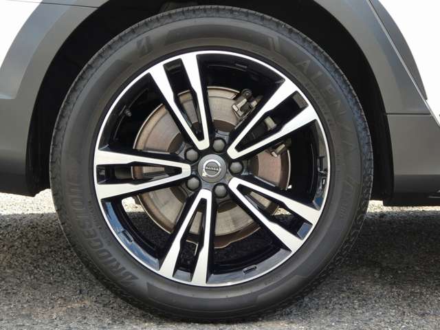 ボルボ Ｖ９０クロスカントリー Ｄ４ ＡＷＤ ノルディック エディション ディーゼルターボ ４ＷＤ R1年 (東海) 99