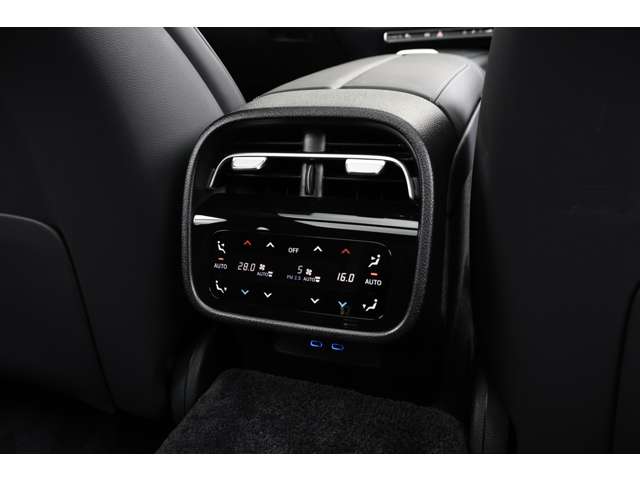 メルセデスベンツ Ｅクラスオールテレイン Ｅ２２０ Ｄ ４マチック （ＩＳＧ搭載モデル） ディーゼルターボ ４ＷＤ ＭＰ２０２４０１ R6年 () 99