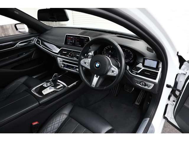 ＢＭＷ ７シリーズ ７５０ＬＩ Ｘドライブ Ｍスポーツ ４ＷＤ R1年 () 99