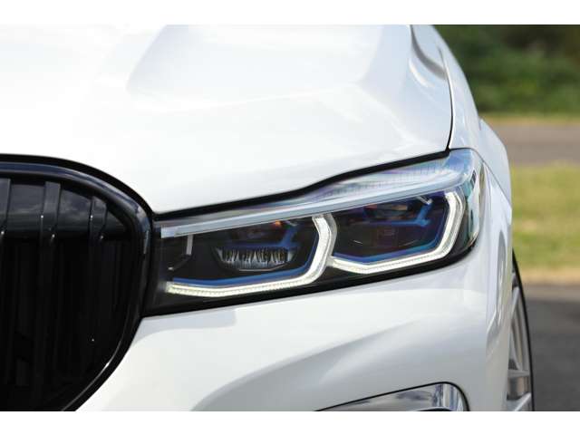 ＢＭＷ ７シリーズ ７５０ＬＩ Ｘドライブ Ｍスポーツ ４ＷＤ R1年 () 99