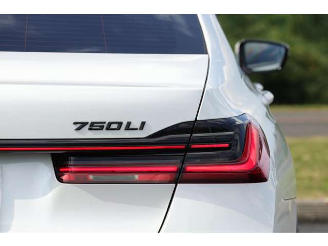 ＢＭＷ ７シリーズ ７５０ＬＩ Ｘドライブ Ｍスポーツ ４ＷＤ R1年 () 99