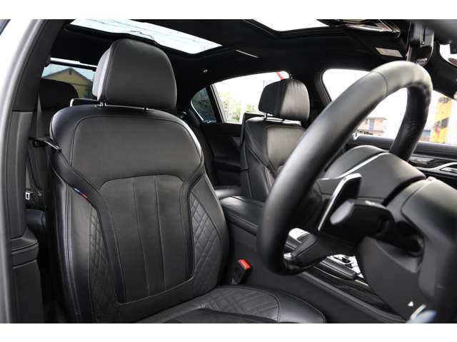 ＢＭＷ ７シリーズ ７５０ＬＩ Ｘドライブ Ｍスポーツ ４ＷＤ R1年 () 99