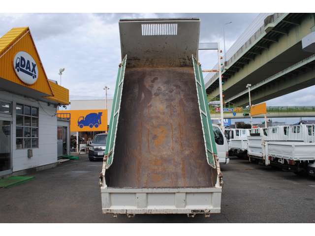 日野自動車 デュトロ ４．０ＤＴ 全低床３Ｔダンプ H25年 () 99