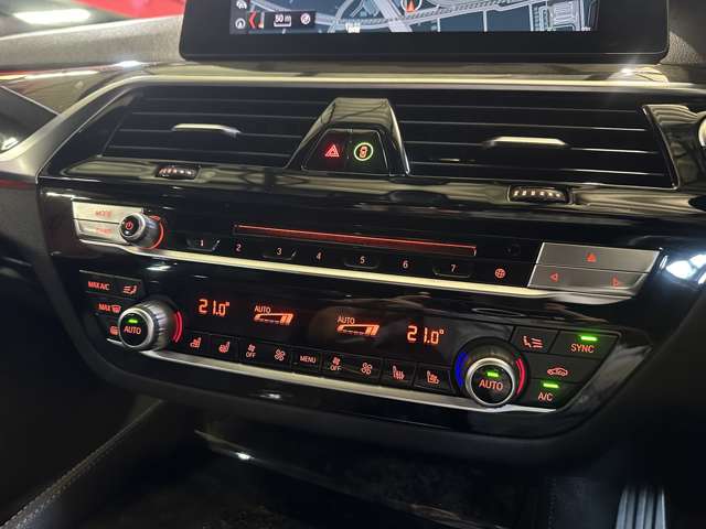 ＢＭＷ ５シリーズ ５２３Ｄ Ｍスポーツ ディーゼルターボ H29年 (関東) 99