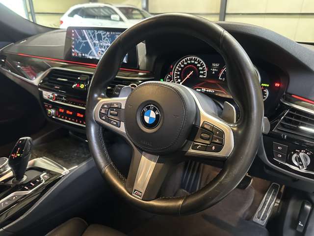 ＢＭＷ ５シリーズ ５２３Ｄ Ｍスポーツ ディーゼルターボ H29年 (関東) 99