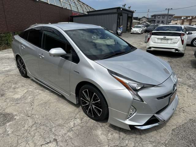 トヨタ プリウス １．８ Ｓ セーフティ プラス H29年 (関東) 99