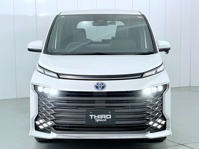 トヨタ ヴォクシー １．８ ハイブリッド Ｓ－Ｚ Ｅ－ＦＯＵＲ ４ＷＤ R6年 (関東) 99