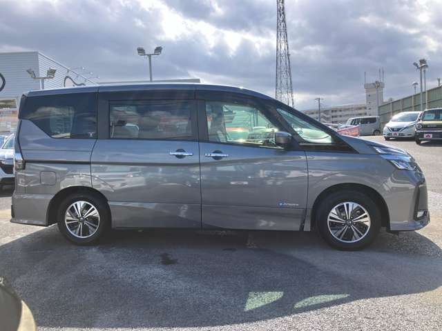 日産 セレナ １．２ Ｅ－ＰＯＷＥＲ ハイウェイスター Ｖ R4年 (関東) 99