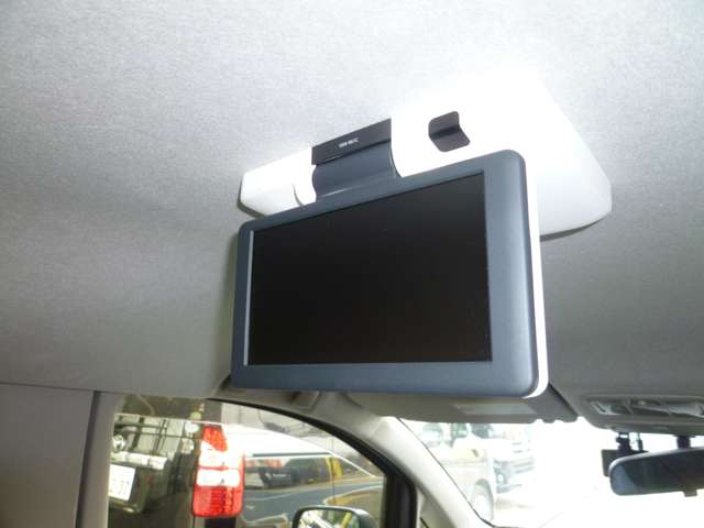 トヨタ アイシス ２．０ プラタナ Ｖセレクション H25年 (関東) 99