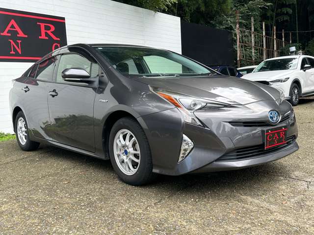 トヨタ プリウス １．８ Ｓ Ｅ－ＦＯＵＲ ４ＷＤ H28年 (関東) 99