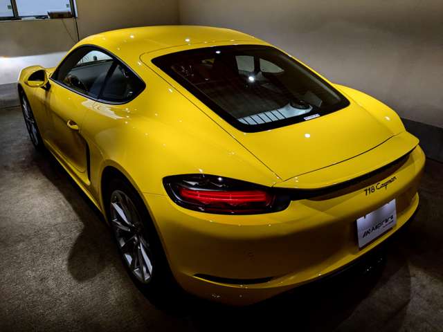 ポルシェ ７１８ケイマン ＰＤＫ R1年 () 99