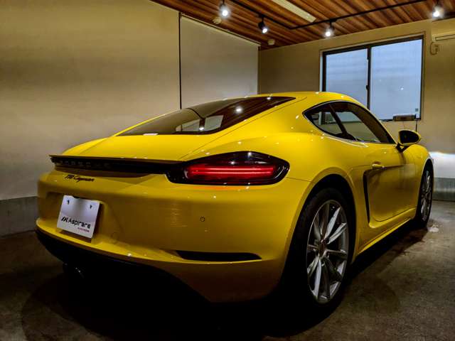 ポルシェ ７１８ケイマン ＰＤＫ R1年 () 99