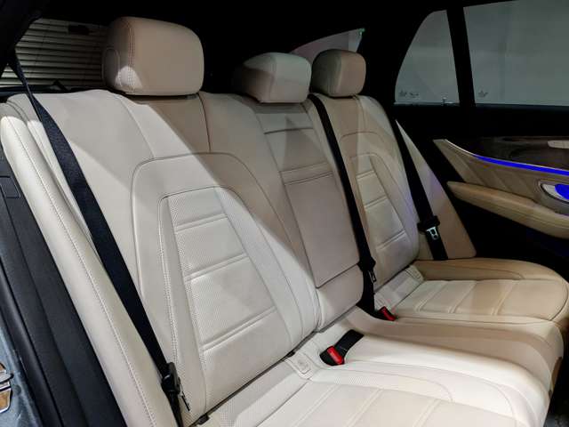 ＡＭＧ Ｅクラスワゴン Ｅ５３ ４マチックプラス （ＩＳＧ搭載モデル） ４ＷＤ R1年 () 99