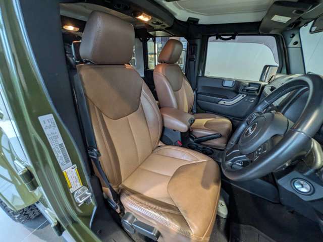 ジープ ラングラー　アンリミテッド アンリミテッド ７５ＴＨアニバーサリー エディション ４ＷＤ H28年 (四国) 99