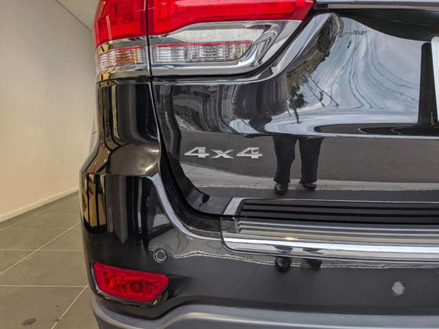 ジープ グランドチェロキー リミテッド （エアサスペンション無シ仕様） ４ＷＤ R3年 (四国) 99