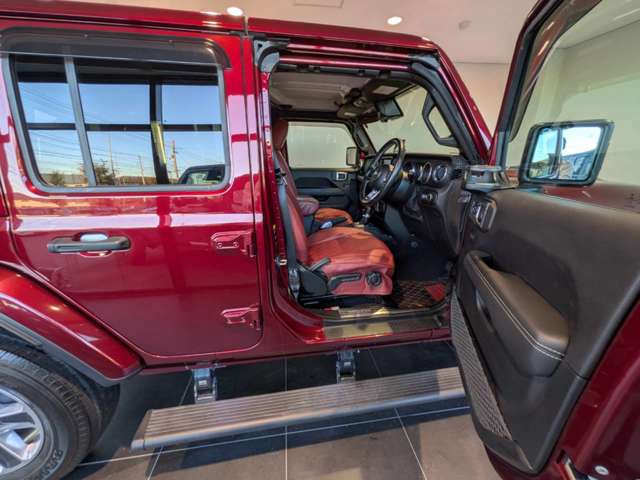 ジープ ラングラー　アンリミテッド アンリミテッド サハラ ３．６Ｌ ４ＷＤ R3年 (四国) 99