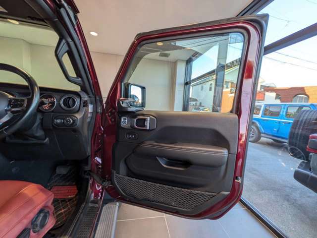 ジープ ラングラー　アンリミテッド アンリミテッド サハラ ３．６Ｌ ４ＷＤ R3年 (四国) 99