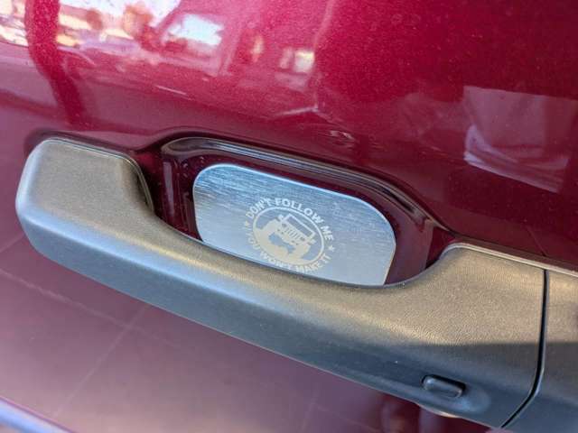 ジープ ラングラー　アンリミテッド アンリミテッド サハラ ３．６Ｌ ４ＷＤ R3年 (四国) 99