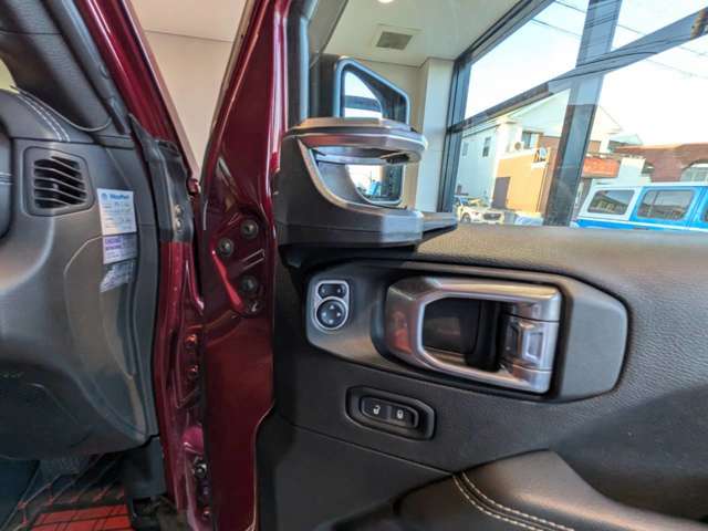 ジープ ラングラー　アンリミテッド アンリミテッド サハラ ３．６Ｌ ４ＷＤ R3年 (四国) 99