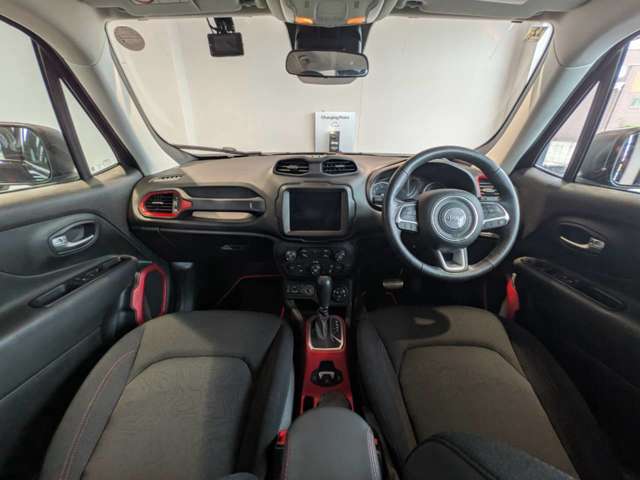 ジープ レネゲード トレイルホーク ４ＷＤ R2年 (四国) 99
