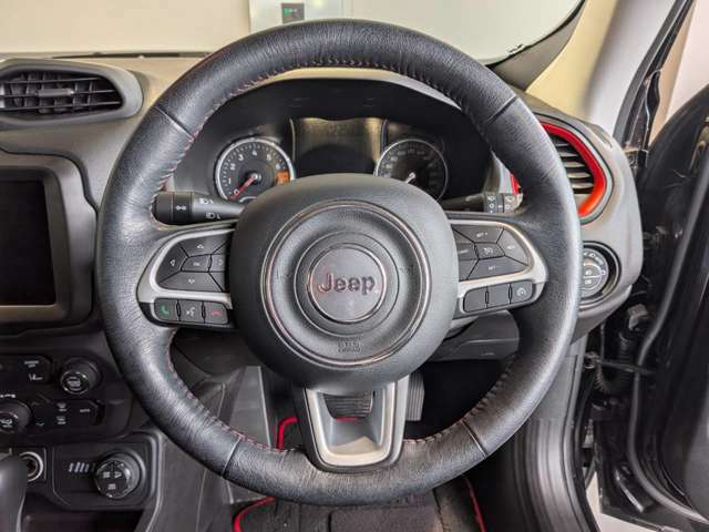 ジープ レネゲード トレイルホーク ４ＷＤ R2年 (四国) 99