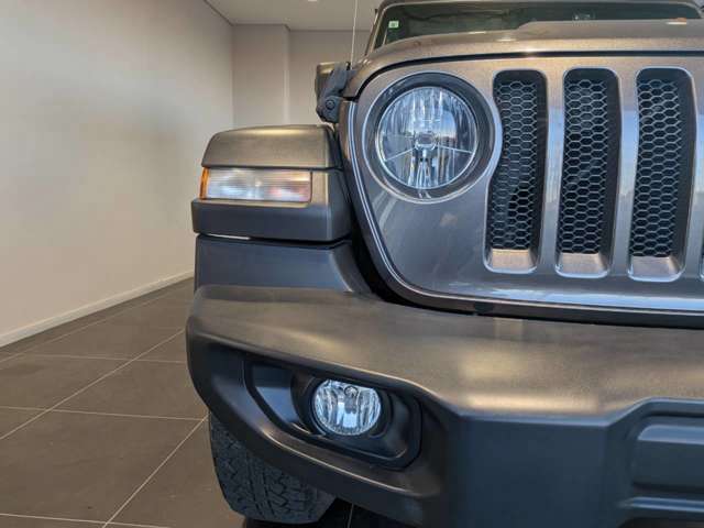 ジープ ラングラー　アンリミテッド アンリミテッド スポーツ アルティチュード ４ＷＤ R1年 (四国) 99