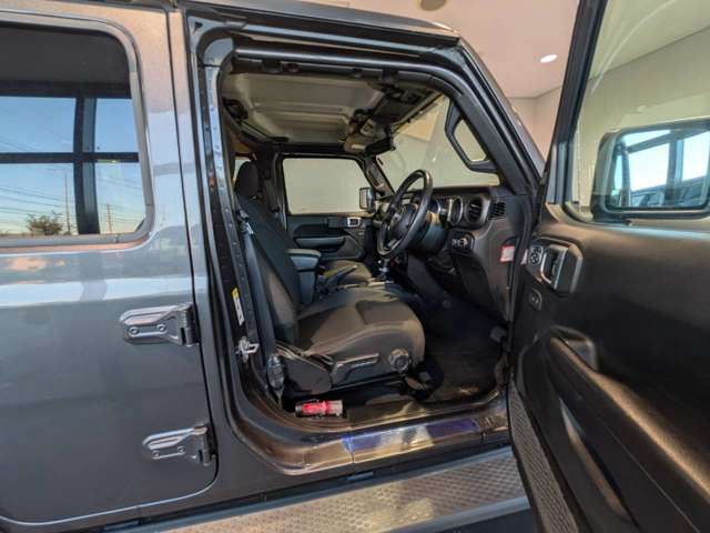 ジープ ラングラー　アンリミテッド アンリミテッド スポーツ アルティチュード ４ＷＤ R1年 (四国) 99