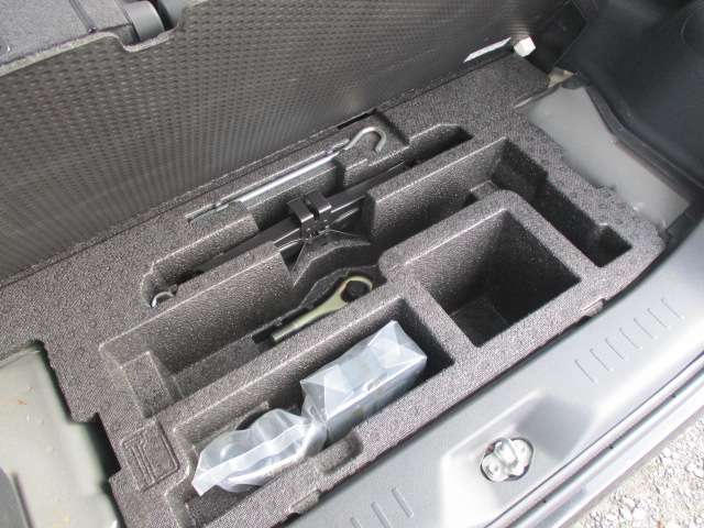 ダイハツ タント ６６０ カスタム ＲＳ ＳＡＩＩ H27年 () 99