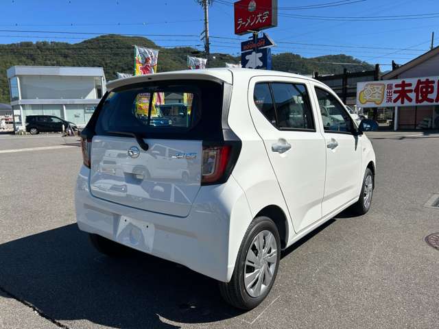 ダイハツ ミラ　イース ６６０ Ｌ ４ＷＤ R8年 () 99