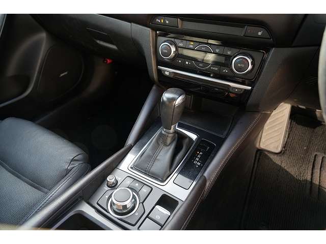 マツダ アテンザ　ワゴン ２．２ ＸＤ Ｌパッケージ ディーゼルターボ H28年 (関東) 99