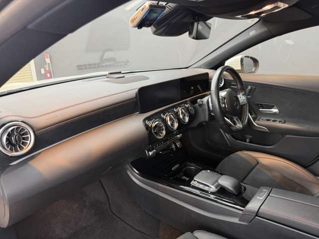 メルセデスベンツ ＣＬＡシューティングブレーク ＣＬＡ２００Ｄ ＡＭＧラインパッケージ ディーゼルターボ ＭＰ２０２３０１ R5年 (関東) 99