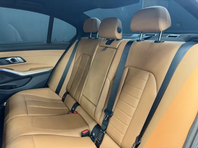 ＢＭＷ ３シリーズ ３２０Ｄ Ｘドライブ Ｍスポーツ エディション ジョイプラス ディーゼルターボ ４ＷＤ R3年 (関東) 99