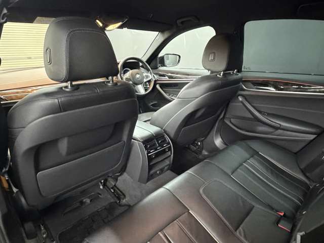 ＢＭＷ ５シリーズ ５２３Ｄ Ｍスポーツ ディーゼルターボ H29年 (関東) 99