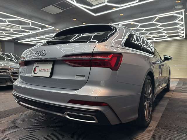 アウディ Ａ６　アバント ４５ ＴＦＳＩ クワトロ スポーツ Ｓラインパッケージ ４ＷＤ R2年 (関東) 99