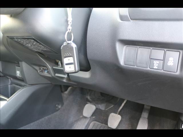ホンダ フィット １３Ｇ　Ｆパッケージ H29年 (関東) 99