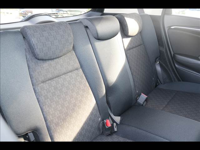 ホンダ フィット １３Ｇ　Ｆパッケージ H29年 (関東) 99