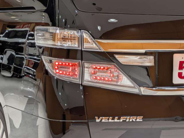 トヨタ ヴェルファイア ２．４Ｚ　ゴールデンアイズ H25年 () 99