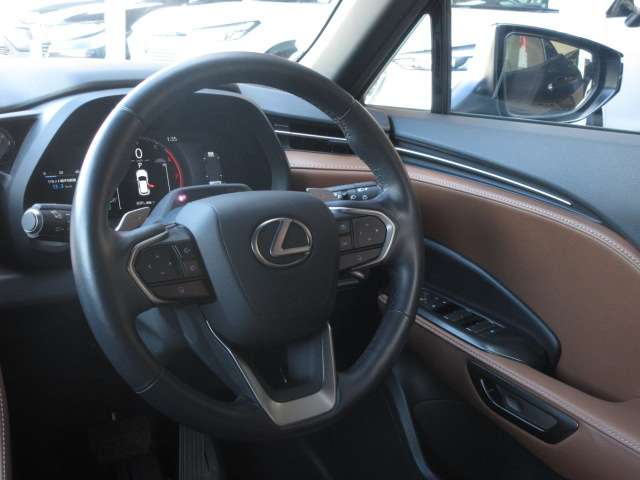 レクサス ＬＢＸ リラックス R6年 () 99