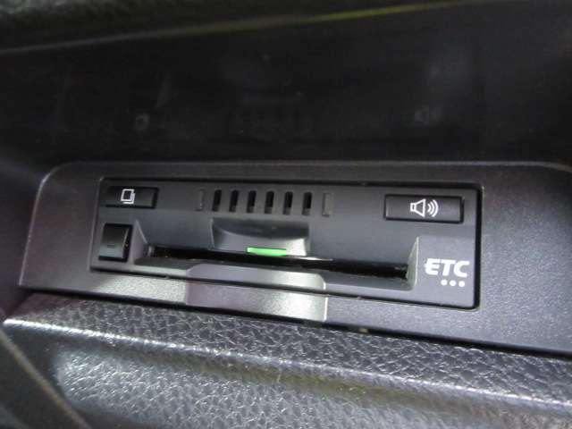 トヨタ エスクァイア ２．０ ＧＩ R2年 () 99