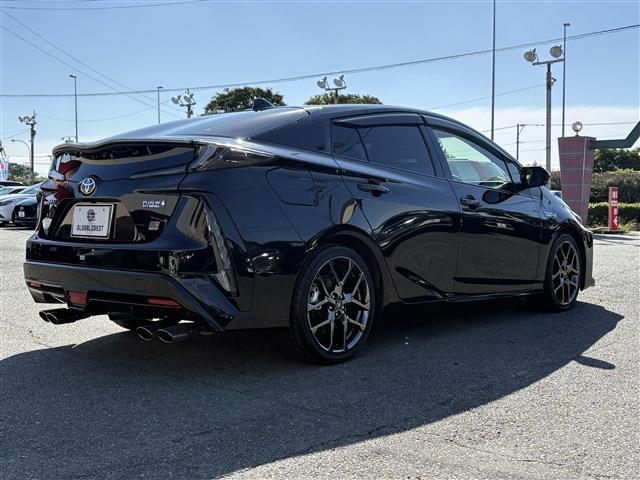 トヨタ プリウスＰＨＶ １．８ Ｓ ナビパッケージ ＧＲ スポーツ R2年 (九州・沖縄) 99