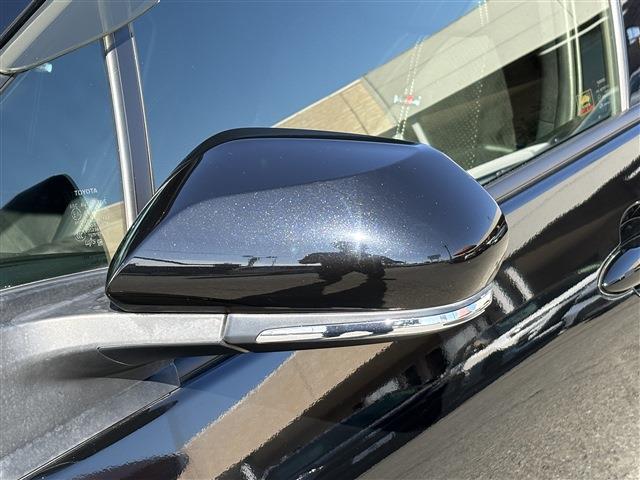 トヨタ プリウスＰＨＶ １．８ Ｓ ナビパッケージ ＧＲ スポーツ R2年 (九州・沖縄) 99