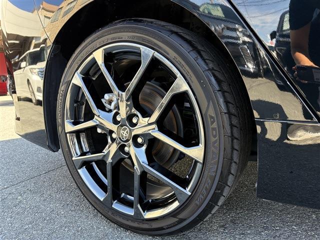 トヨタ プリウスＰＨＶ １．８ Ｓ ナビパッケージ ＧＲ スポーツ R2年 (九州・沖縄) 99