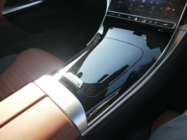 メルセデスベンツ ＧＬＣクーペ ２２０ Ｄ ４マチック（ＩＳＧ搭載モデル） ＡＭＧラインパッケージ ディーゼルターボ ４ＷＤ ＭＰ２０２４０１ R5年 (九州・沖縄) 99